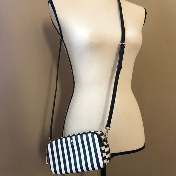 Henri Bendel Phone Wallet Crossbody Bag Centennial - Picture 5 of 8